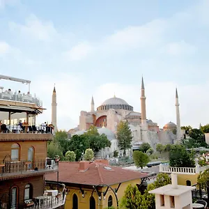 Side 2*, Istambul Turquia